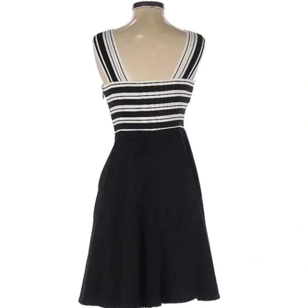 Anthropologie Maeve Crosswise Flare Striped Bandage Black White Dress Size 4 - Picture 5 of 7